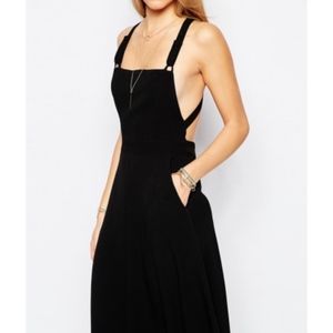 Flynn Skye Strap Black Maxi Dress - Black (M)